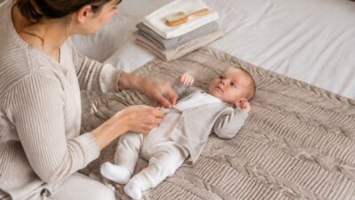 Как одевать новорождённого дома