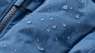 Что такое водонепроницаемость и дышимость детской одежды